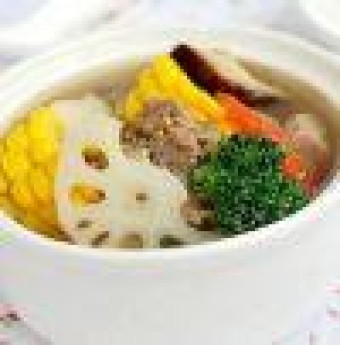 Thanh ngọt bò hầm củ sen