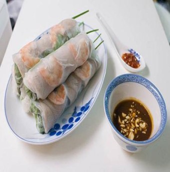 Món ngon ngày tết: Nem cuốn tôm thịt