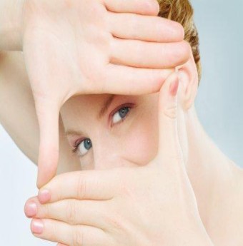 Giảm thâm quầng mắt ngày tết