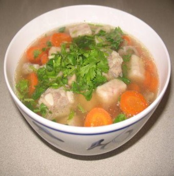 Cách nấu canh khoai môn sườn non