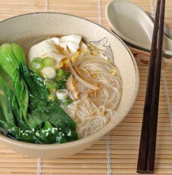 Cách làm món miến cá nóng hổi bữa trưa xuân