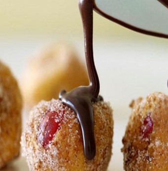 Ngọt ngào bánh anh đào Chocolate