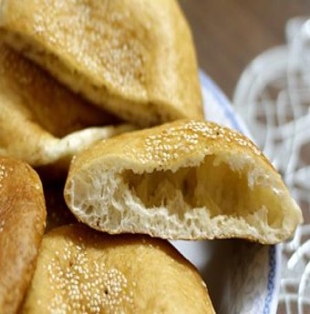 Bánh tiêu món ăn được yêu thích tại Hà Nội