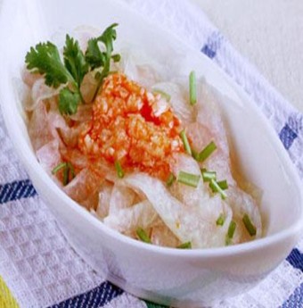 Kết hợp độc đáo: Cùi dưa hấu - Nước tương cà chua