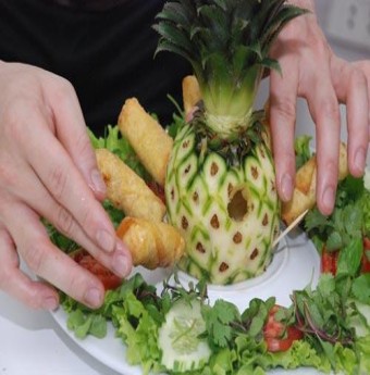 Chả giò chiên chuối: Món ngon lạ
