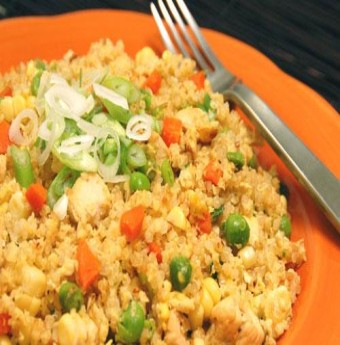 Cách làm món cơm rang đậu cho bữa tối hấp dẫn