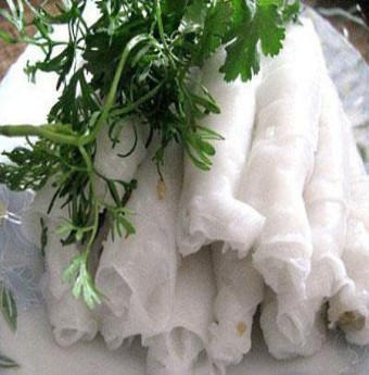 Bánh cuốn Phú Thị - Món quà quê