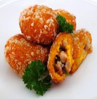 Cách làm món bánh bí đỏ tôm thịt