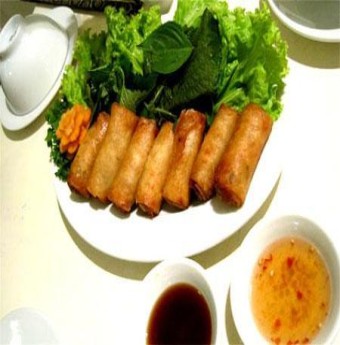Ram cuốn thịt và khoai môn ngon, hấp dẫn