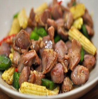 Món ngon bữa tối: Đậu ngọt xào lòng gà
