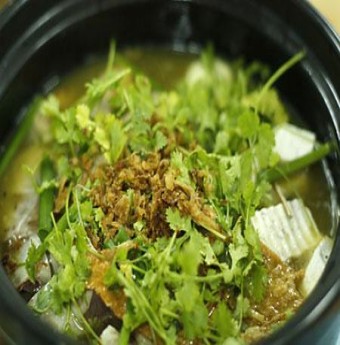 Món ngon lạ miệng: Lẩu gà khô