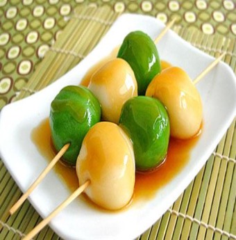 Hấp dẫn bánh trôi đa sắc màu