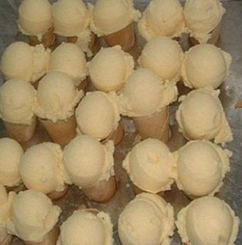 Giản dị như kem Tràng Tiền Hà Nội