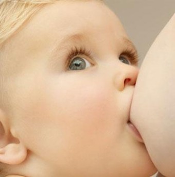 Sẽ thông minh hơn nếu trẻ được bú nhiều sữa mẹ