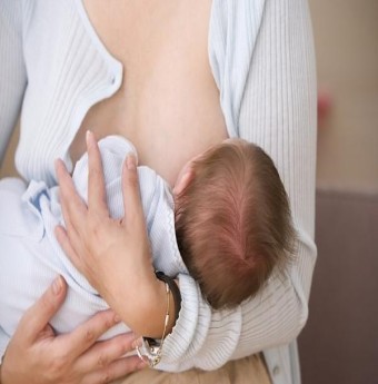 Nguyên nhân khiến mẹ không có sữa cho con bú