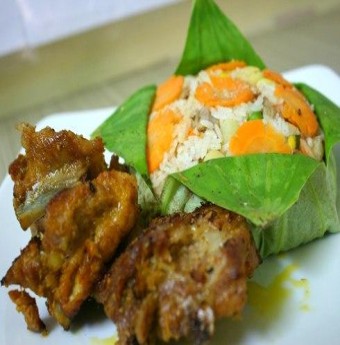 Cơm hấp lá sen ngon khó cưỡng
