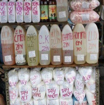 Thức uống vỉa hè kéo theo hàng trăm thứ bệnh