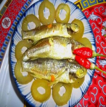 cá đối kho dưa