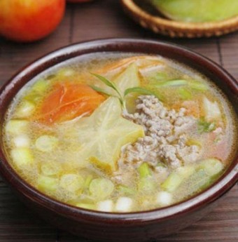 Canh thịt bò nấu khế xanh