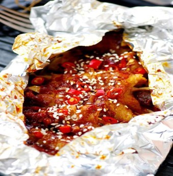 Bò cuộn nấm nướng giấy bạc