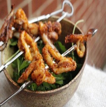 Mực nướng sa tế cay cay hấp dẫn