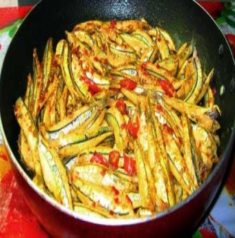 Cá cơm kho xơ mít cho ngày lạnh