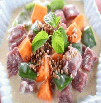 Món ngon bữa trưa: Bò hầm trái cây