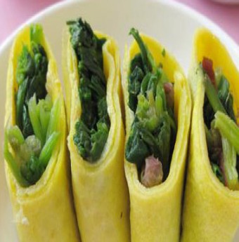 Trứng cuộn cải bó xôi