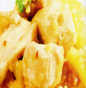 Cuối tuần đổi món với Gà nấu dứa
