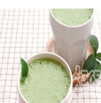 Độc đáo với Sinh tố chuối trà xanh
