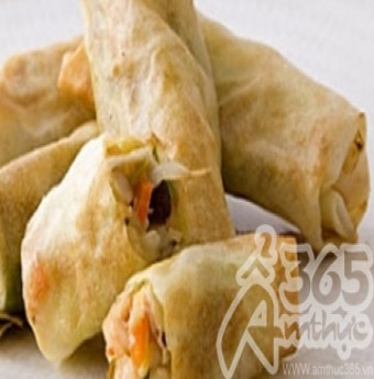 Món ngon cuối tuần: Nem tôm và bắp cải