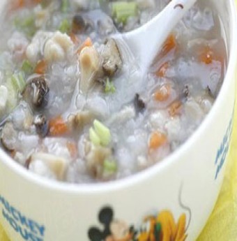 Cháo gà hầm nấm
