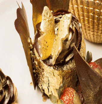 Bánh nướng "Golden Phoenix" có giá 600 triệu