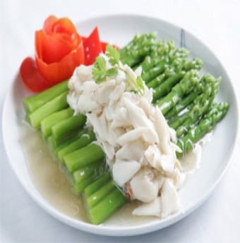 Thịt ghẹ xốt măng tây