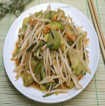Ngon miệng với tôm xào giá và nấm hương