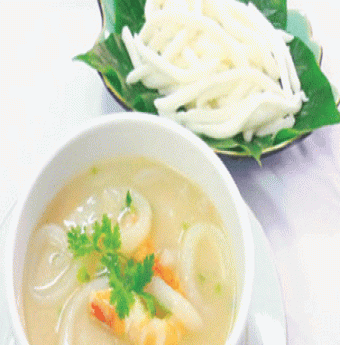 Đậm đà bánh canh bột há cảo