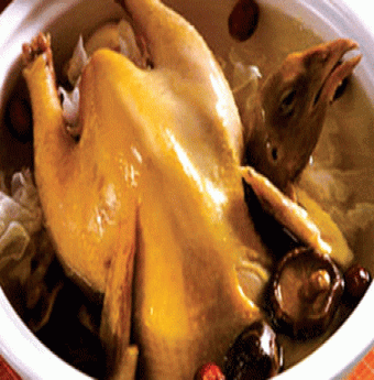 Gà hầm ngũ quả