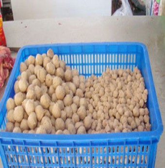 Rùng mình công nghệ sản xuất thịt bò viên