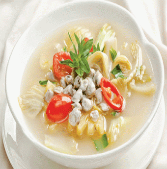 Canh hến dưa cải chua ngon hấp dẫn