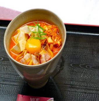 Xuýt xoa mì kim chi ramen chua cay