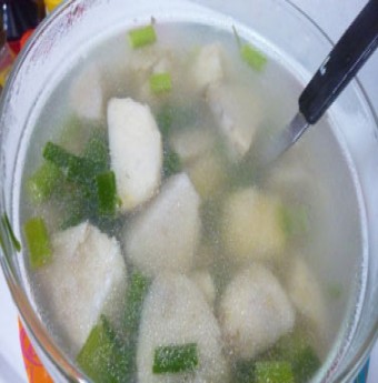 Canh khoai sọ nấu tôm