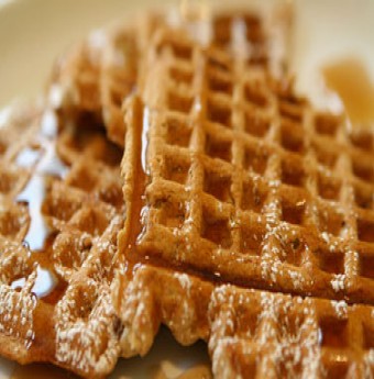 Bánh Waffle hương táo thơm ngon