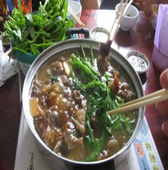 Lạ miệng với lẩu chó