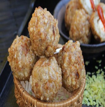 Chả cốm tôm thịt nhân trứng cút