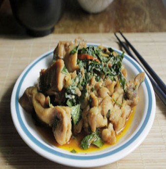 Gà xào húng quế thơm ngon