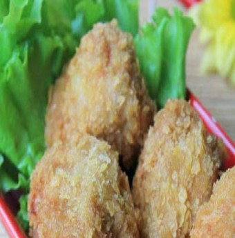 Giò sống bọc trứng cút chiên xù