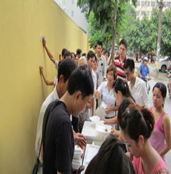 Ấm lòng suất cơm 5000 giữa lòng thủ đô
