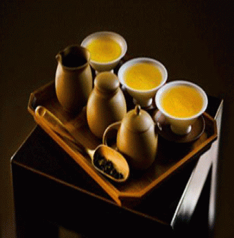 Ấm áp hương trà Hà thành
