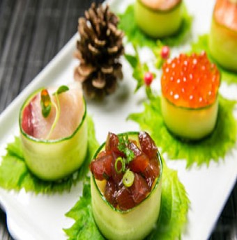 Khéo tay làm sushi cuộn dưa chuột