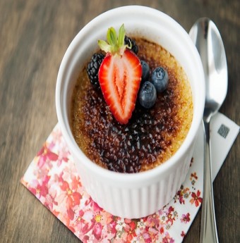 Creme brulee vị trà xanh 